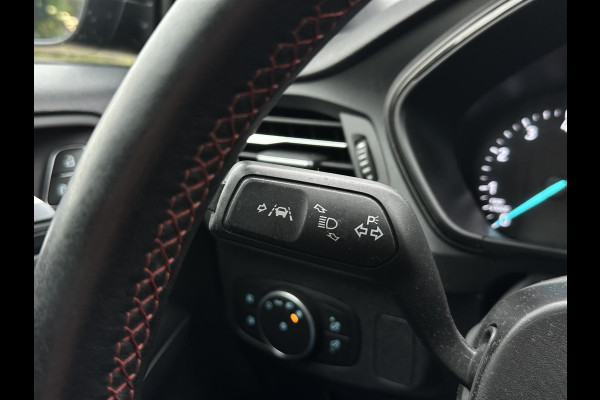 Ford Focus 1.5 EcoBoost ST Line Business Ford Focus 1.5 EcoBoost ST Line Business