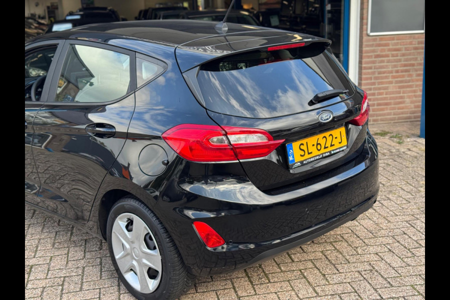 Ford Fiesta 1.1 Trend 2018 ZWART NAVI CLIMA NAP 1e Eig! Ford Fiesta 1.1 Trend 2018 ZWART NAVI CLIMA NAP 1e Eig!