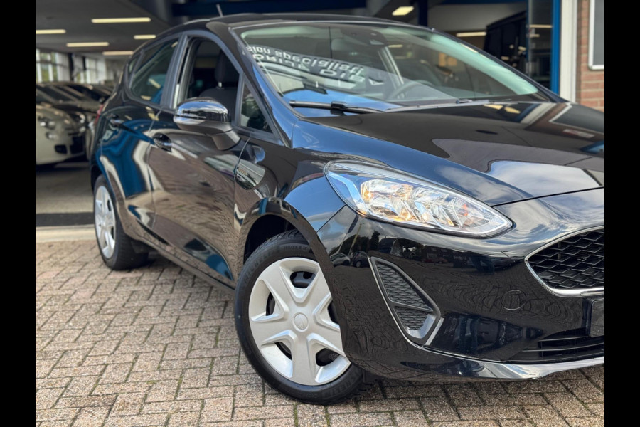 Ford Fiesta 1.1 Trend 2018 ZWART NAVI CLIMA NAP 1e Eig! Ford Fiesta 1.1 Trend 2018 ZWART NAVI CLIMA NAP 1e Eig!