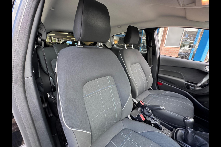 Ford Fiesta 1.1 Trend 2018 ZWART NAVI CLIMA NAP 1e Eig! Ford Fiesta 1.1 Trend 2018 ZWART NAVI CLIMA NAP 1e Eig!