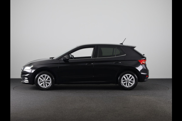 Škoda Octavia Combi 1.5 TSI MHEV Business Edition 115 pk DSG | Facelift | Verlengde garantie | Navigatie | Trekhaak (wegklapbaar) | Parkeersensoren | Achteruitrijcamera | Stoelverwarming |