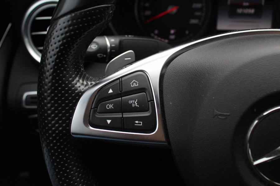 Mercedes-Benz C-Klasse 180 AMG Sport Edition / Leder / Navigatie / Parkeerhulp / 18'' / Bluetooth / Cruise Control Mercedes-Benz C-Klasse 180 AMG Sport Edition / Leder / Navigatie / Parkeerhulp / 18'' / Bluetooth / Cruise Control