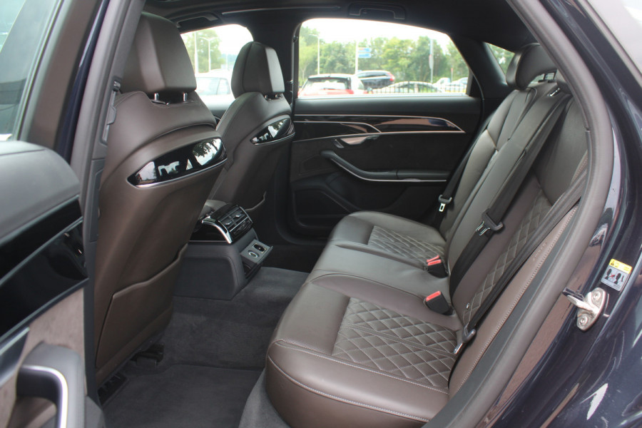 Audi A8 60 TFSI e quattro Pro Line Plus 476pk NL Auto! / Panoramadak / 360Camera / Head-up / B&O / Luxe Leder / Softclose / Keyless / Luchtvering / Stoelmassage / Stoelventilatie