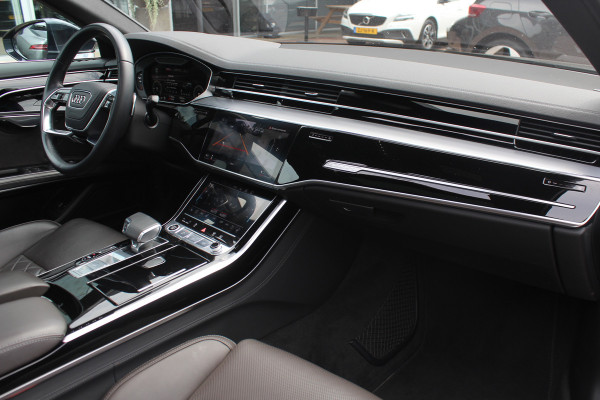 Audi A8 60 TFSI e quattro Pro Line Plus 476pk NL Auto! / Panoramadak / 360Camera / Head-up / B&O / Luxe Leder / Softclose / Keyless / Luchtvering / Stoelmassage / Stoelventilatie