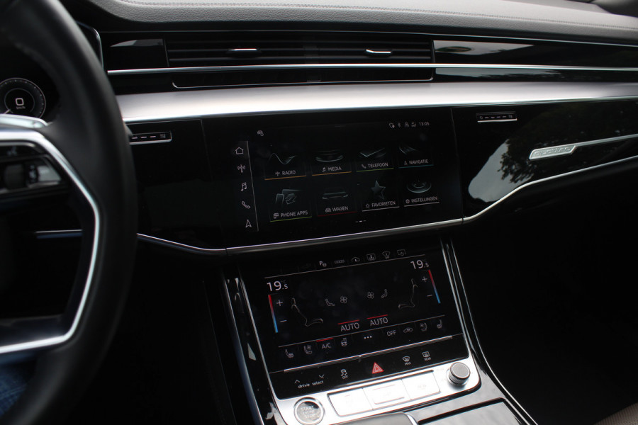 Audi A8 60 TFSI e quattro Pro Line Plus 476pk NL Auto! / Panoramadak / 360Camera / Head-up / B&O / Luxe Leder / Softclose / Keyless / Luchtvering / Stoelmassage / Stoelventilatie