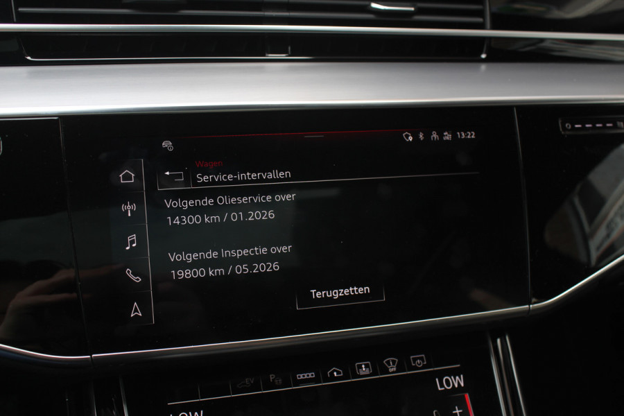 Audi A8 60 TFSI e quattro Pro Line Plus 476pk NL Auto! / Panoramadak / 360Camera / Head-up / B&O / Luxe Leder / Softclose / Keyless / Luchtvering / Stoelmassage / Stoelventilatie