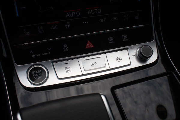 Audi A8 60 TFSI e quattro Pro Line Plus 476pk NL Auto! / Panoramadak / 360Camera / Head-up / B&O / Luxe Leder / Softclose / Keyless / Luchtvering / Stoelmassage / Stoelventilatie