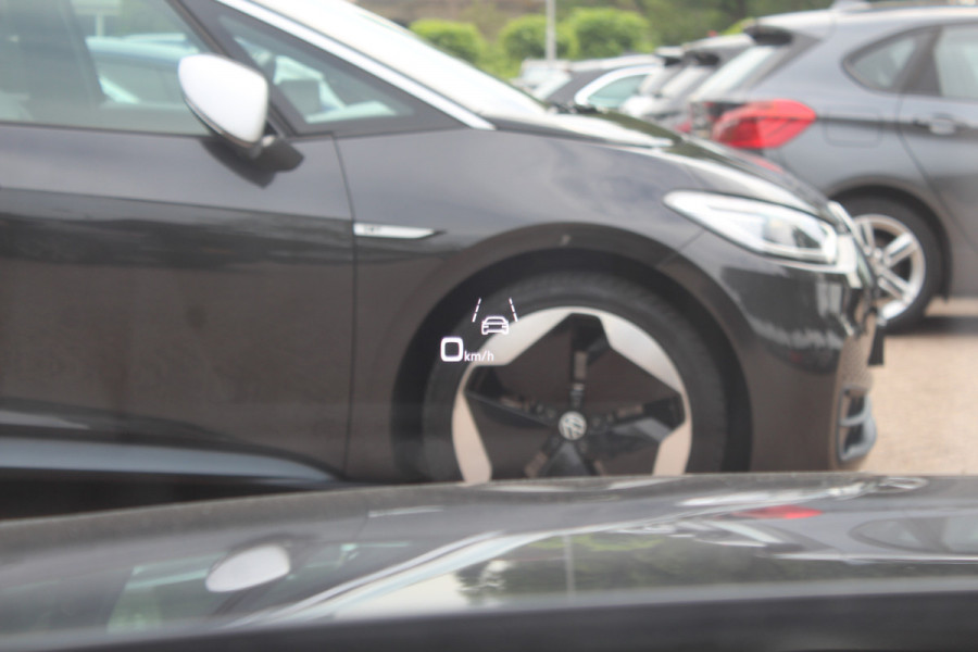 Audi A8 60 TFSI e quattro Pro Line Plus 476pk NL Auto! / Panoramadak / 360Camera / Head-up / B&O / Luxe Leder / Softclose / Keyless / Luchtvering / Stoelmassage / Stoelventilatie