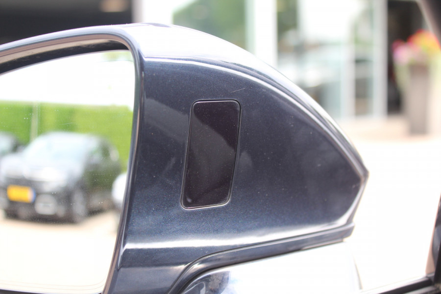 Audi A8 60 TFSI e quattro Pro Line Plus 476pk NL Auto! / Panoramadak / 360Camera / Head-up / B&O / Luxe Leder / Softclose / Keyless / Luchtvering / Stoelmassage / Stoelventilatie