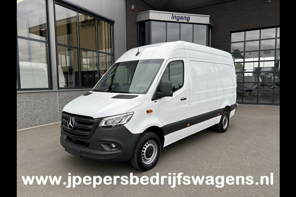 Mercedes-Benz Sprinter 317 CDI L2 H2 PRO Facelift / LED / MBUX / Navigatie / Camera / Parkeersensoren / Cruise control / Airco / 270 Graden achterdeure