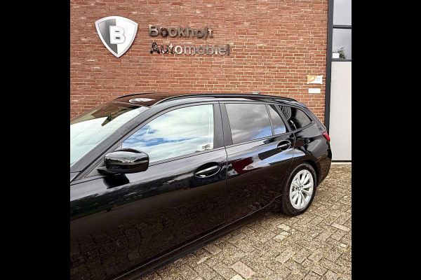 BMW 3 Serie Touring 330e Camera. M-stuur, Tr.haak, Carplay, DAB