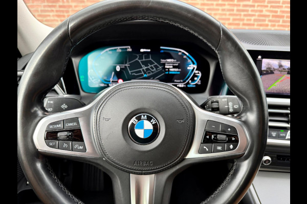 BMW 3 Serie Touring 330e Camera. M-stuur, Tr.haak, Carplay, DAB
