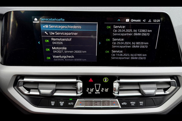 BMW 3 Serie Touring 330e Camera. M-stuur, Tr.haak, Carplay, DAB