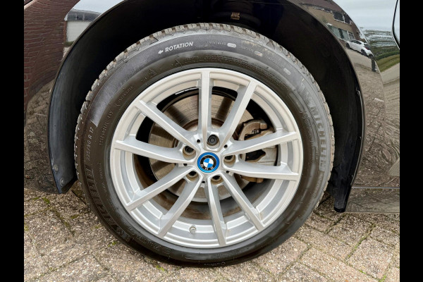 BMW 3 Serie Touring 320e Laser, Carplay, DAB, Sportstoel [BTW, NL, NAP, Dealer-onderhouden]