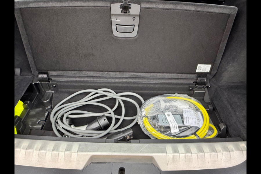 BMW 3 Serie Touring 320e Laser, Carplay, DAB, Sportstoel [BTW, NL, NAP, Dealer-onderhouden]