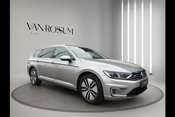 Volkswagen Passat Variant 1.4 TSI GTE Highline | Leder Stoel en verwarmd   | Head-up | Trekhaak Wegklap | Pano | Volkswagen Passat Variant 1.4 TSI GTE Highline | Leder Stoel en verwarmd   | Head-up | Trekhaak Wegklap | Pano |