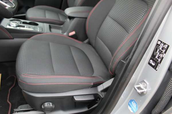 Ford Kuga 2.5 PHEV ST-Line , 225pk , 1500kg Trekgewicht Climate control , winterpack , Trekhaak , Camera Ford Kuga 2.5 PHEV ST-Line , 225pk , 1500kg Trekgewicht Climate control , winterpack , Trekhaak , Camera