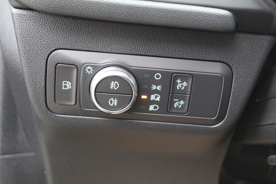 Ford Kuga 2.5 PHEV ST-Line , 225pk , 1500kg Trekgewicht Climate control , winterpack , Trekhaak , Camera Ford Kuga 2.5 PHEV ST-Line , 225pk , 1500kg Trekgewicht Climate control , winterpack , Trekhaak , Camera