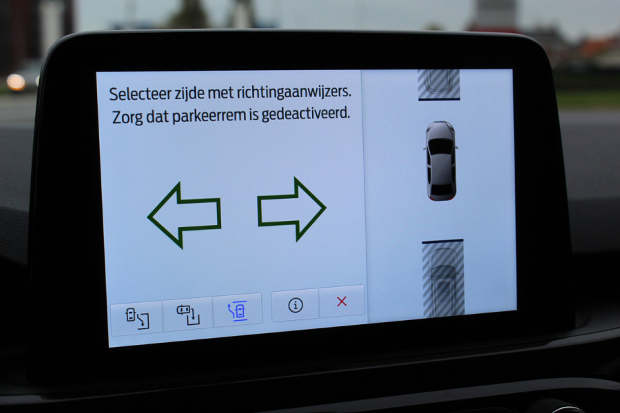 Ford Kuga 2.5 PHEV ST-Line , 225pk , 1500kg Trekgewicht Climate control , winterpack , Trekhaak , Camera Ford Kuga 2.5 PHEV ST-Line , 225pk , 1500kg Trekgewicht Climate control , winterpack , Trekhaak , Camera