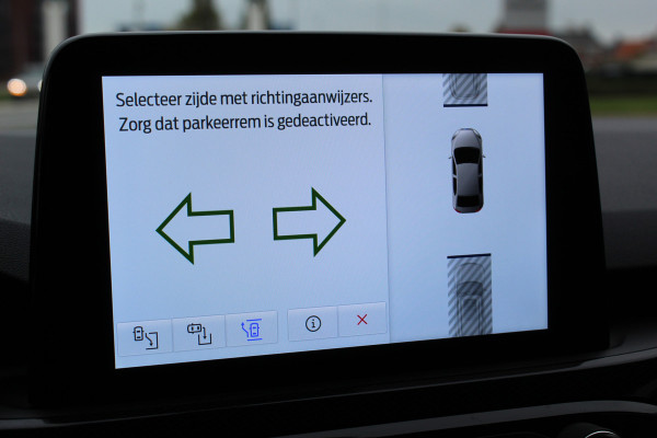 Ford Kuga 2.5 PHEV ST-Line , 225pk , 1500kg Trekgewicht Climate control , winterpack , Trekhaak , Camera Ford Kuga 2.5 PHEV ST-Line , 225pk , 1500kg Trekgewicht Climate control , winterpack , Trekhaak , Camera