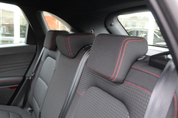 Ford Kuga 2.5 PHEV ST-Line , 225pk , 1500kg Trekgewicht Climate control , winterpack , Trekhaak , Camera Ford Kuga 2.5 PHEV ST-Line , 225pk , 1500kg Trekgewicht Climate control , winterpack , Trekhaak , Camera