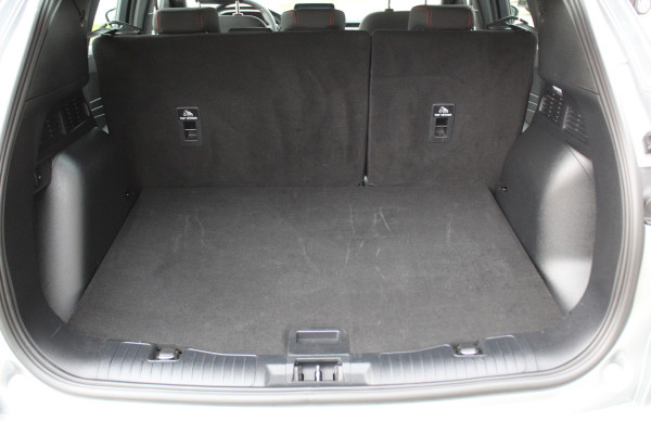 Ford Kuga 2.5 PHEV ST-Line , 225pk , 1500kg Trekgewicht Climate control , winterpack , Trekhaak , Camera Ford Kuga 2.5 PHEV ST-Line , 225pk , 1500kg Trekgewicht Climate control , winterpack , Trekhaak , Camera