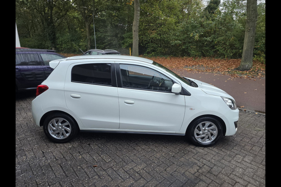 Mitsubishi Space Star 1.0 Active | 2E EIGENAAR | AIRCO | NAVI | LMV | NW APK | Mitsubishi Space Star 1.0 Active | 2E EIGENAAR | AIRCO | NAVI | LMV | NW APK |