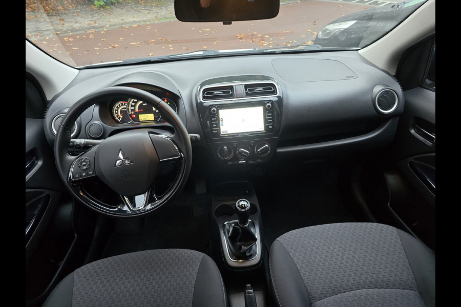 Mitsubishi Space Star 1.0 Active | 2E EIGENAAR | AIRCO | NAVI | LMV | NW APK | Mitsubishi Space Star 1.0 Active | 2E EIGENAAR | AIRCO | NAVI | LMV | NW APK |