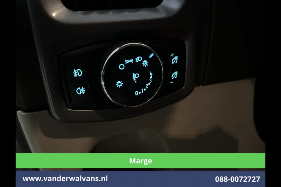 Ford Tourneo Custom 2.0 TDCI **MARGE, Geen btw, Geen bpm** 131pk Automaat L2H1 Personenbus Euro6 Airco | 2x zijdeur | 8-Zits | Navigatie Cruisecontrol, Trekhaak, Parkeersensoren, LM velgen, Verwarmde voorruit, Achterklep Ford Tourneo Custom 2.0 TDCI **MARGE, Geen btw, Geen bpm** 131pk Automaat L2H1 Personenbus Euro6 Airco | 2x zijdeur | 8-Zits | Navigatie Cruisecontrol, Trekhaak, Parkeersensoren, LM velgen, Verwarmde voorruit, Achterklep