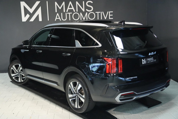 Kia Sorento 1.6 T-GDI Hybrid 4WD / PANO / KEYLESS / HUD / 360 / VOLLEDIG UITGEVOERD! Kia Sorento 1.6 T-GDI Hybrid 4WD / PANO / KEYLESS / HUD / 360 / VOLLEDIG UITGEVOERD!