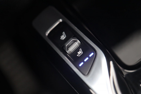 Kia Sorento 1.6 T-GDI Hybrid 4WD / PANO / KEYLESS / HUD / 360 / VOLLEDIG UITGEVOERD! Kia Sorento 1.6 T-GDI Hybrid 4WD / PANO / KEYLESS / HUD / 360 / VOLLEDIG UITGEVOERD!