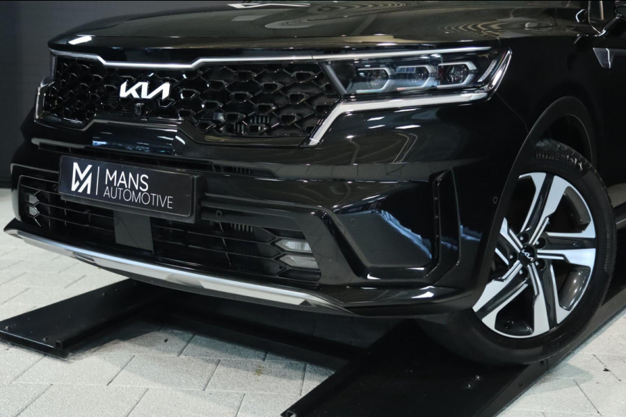 Kia Sorento 1.6 T-GDI Hybrid 4WD / PANO / KEYLESS / HUD / 360 / VOLLEDIG UITGEVOERD! Kia Sorento 1.6 T-GDI Hybrid 4WD / PANO / KEYLESS / HUD / 360 / VOLLEDIG UITGEVOERD!