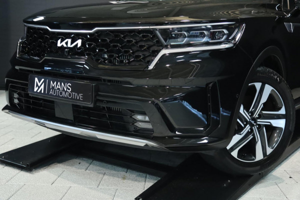 Kia Sorento 1.6 T-GDI Hybrid 4WD / PANO / KEYLESS / HUD / 360 / VOLLEDIG UITGEVOERD! Kia Sorento 1.6 T-GDI Hybrid 4WD / PANO / KEYLESS / HUD / 360 / VOLLEDIG UITGEVOERD!