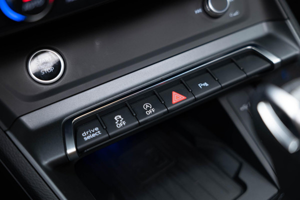 Audi Q3 Sportback 40 TFSI quattro S Edition |Pano|B&O|3xS-Line|Ambient|