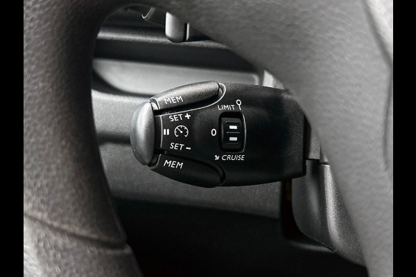 Peugeot Expert 180PK Long Premium Dubbele Cabine Automaat Airco Bluetooth LM Velgen Look pakket