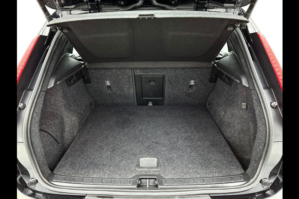 Volvo XC40 1.5 T4 Recharge R-Design Expression Auto. Navigatie Apple Carplay/ Android Auto Camera Parkeersensoren achter Adaptive Cruise Control Full Led Virtual Cockpit Climate Control Lichtmetalen velgen