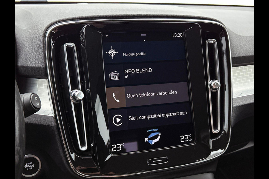 Volvo XC40 1.5 T4 Recharge R-Design Expression Auto. Navigatie Apple Carplay/ Android Auto Camera Parkeersensoren achter Adaptive Cruise Control Full Led Virtual Cockpit Climate Control Lichtmetalen velgen