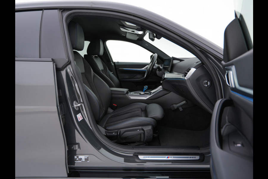 BMW i4 eDrive40 84 kWh M-Sportpack [ 3-Fase ] { SOH-95%} (INCL-BTW) *LEATHER-ALCANTARA | FULL-LED | ADAPTIVE-CRUISE | WIDE-SCREEN-DIGI-COCKPIT | DAB+ | CAMERA | AMBIENT-LIGHT | CARPLAY | SPORT-SEATS | PRIVACY-GLASS | TOWBAR | 18''ALU*