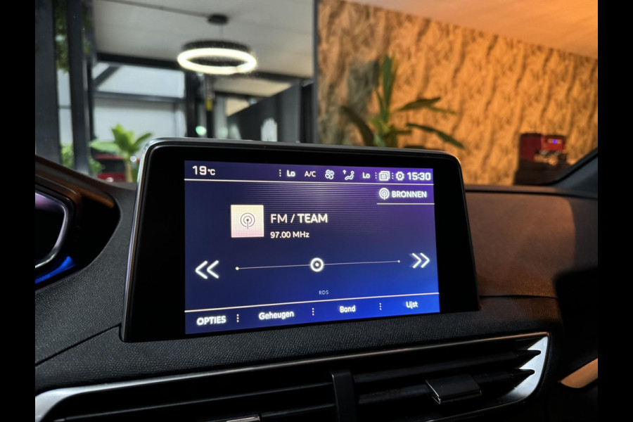 Peugeot 3008 1.6 PureTech GT Line Garantie Pano 181 PK Cruise Carplay 360 Camera Clima Navi LED DAB Rijklaar