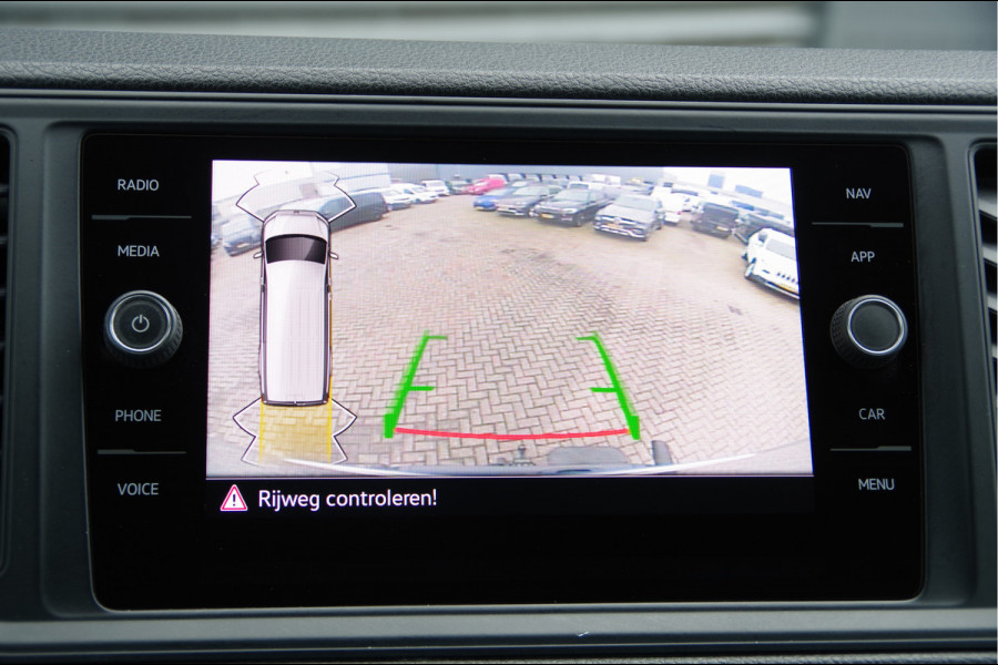 Volkswagen Crafter 35 2.0 TDI L3H2 DC 6P, 140PK AUT. LEDER, TREKHAAK, CAMERA, NAVI, AIRCO, APPLE CARPLAY/ANDROID AUTO, DUBBELE CABINE, DUBBEL CABIN