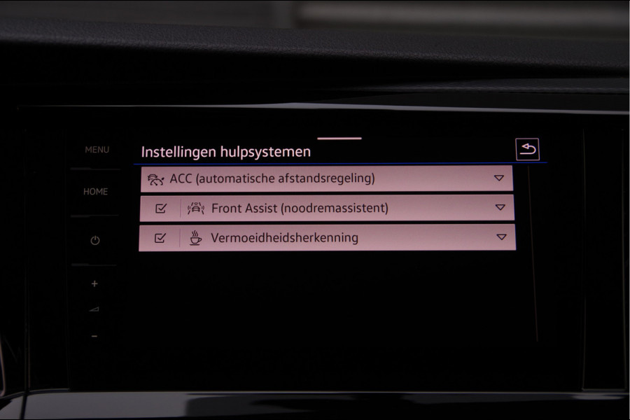 Volkswagen Transporter 2.0 TDI L2 BULLI, 150PK AUT. GLASSLOOK, LED, TREKHAAK, VIRTUAL, ADAPT. CRUISE, NAVI, AIRCO, PARKEERSENSOREN, CARPLAY, NL AUTO, N Volkswagen Transporter 2.0 TDI L2 BULLI, 150PK AUT. GLASSLOOK, LED, TREKHAAK, VIRTUAL, ADAPT. CRUISE, NAVI, AIRCO, PARKEERSENSOREN, CARPLAY, NL AUTO, N