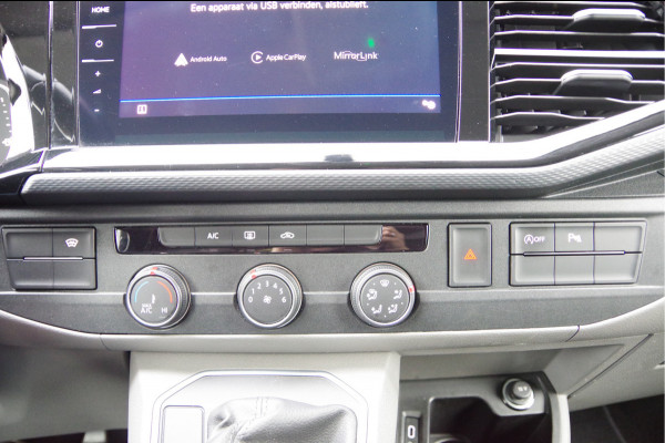 Volkswagen Transporter 2.0 TDI L2 BULLI, 150PK AUT. GLASSLOOK, LED, TREKHAAK, VIRTUAL, ADAPT. CRUISE, NAVI, AIRCO, PARKEERSENSOREN, CARPLAY, NL AUTO, N Volkswagen Transporter 2.0 TDI L2 BULLI, 150PK AUT. GLASSLOOK, LED, TREKHAAK, VIRTUAL, ADAPT. CRUISE, NAVI, AIRCO, PARKEERSENSOREN, CARPLAY, NL AUTO, N