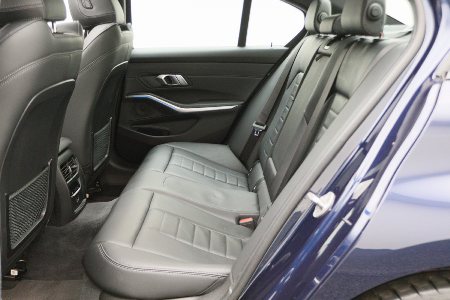BMW 3-serie 320e Business Edition Plus M Sport Laser LED, Leer, Schuif-/kanteldak, Apple Carplay, Trekhaak elektr., 19" BMW 3-serie 320e Business Edition Plus M Sport Laser LED, Leer, Schuif-/kanteldak, Apple Carplay, Trekhaak elektr., 19"
