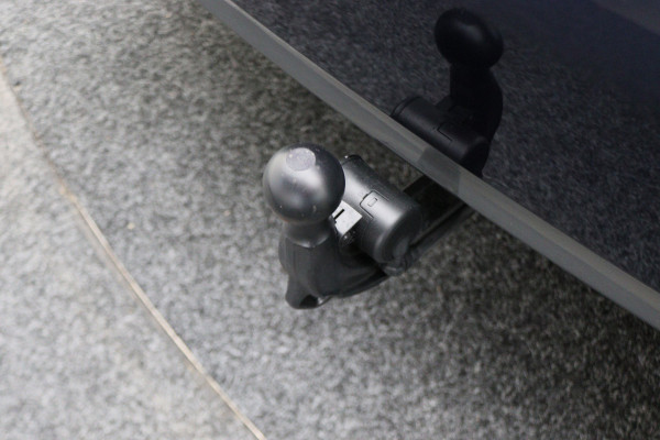 BMW 3-serie 320e Business Edition Plus M Sport Laser LED, Leer, Schuif-/kanteldak, Apple Carplay, Trekhaak elektr., 19" BMW 3-serie 320e Business Edition Plus M Sport Laser LED, Leer, Schuif-/kanteldak, Apple Carplay, Trekhaak elektr., 19"