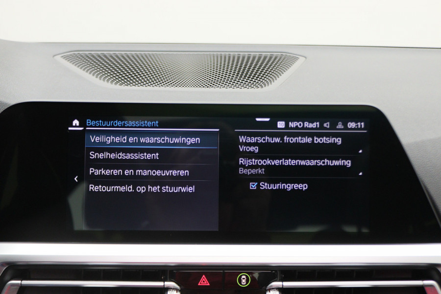 BMW 3-serie 320e Business Edition Plus M Sport Laser LED, Leer, Schuif-/kanteldak, Apple Carplay, Trekhaak elektr., 19" BMW 3-serie 320e Business Edition Plus M Sport Laser LED, Leer, Schuif-/kanteldak, Apple Carplay, Trekhaak elektr., 19"