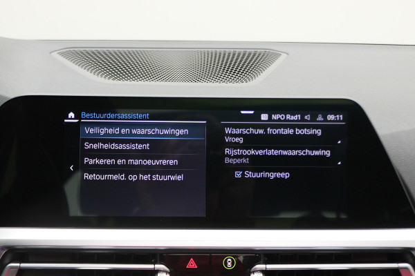 BMW 3-serie 320e Business Edition Plus M Sport Laser LED, Leer, Schuif-/kanteldak, Apple Carplay, Trekhaak elektr., 19" BMW 3-serie 320e Business Edition Plus M Sport Laser LED, Leer, Schuif-/kanteldak, Apple Carplay, Trekhaak elektr., 19"