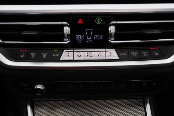 BMW 3-serie 320e Business Edition Plus M Sport Laser LED, Leer, Schuif-/kanteldak, Apple Carplay, Trekhaak elektr., 19" BMW 3-serie 320e Business Edition Plus M Sport Laser LED, Leer, Schuif-/kanteldak, Apple Carplay, Trekhaak elektr., 19"