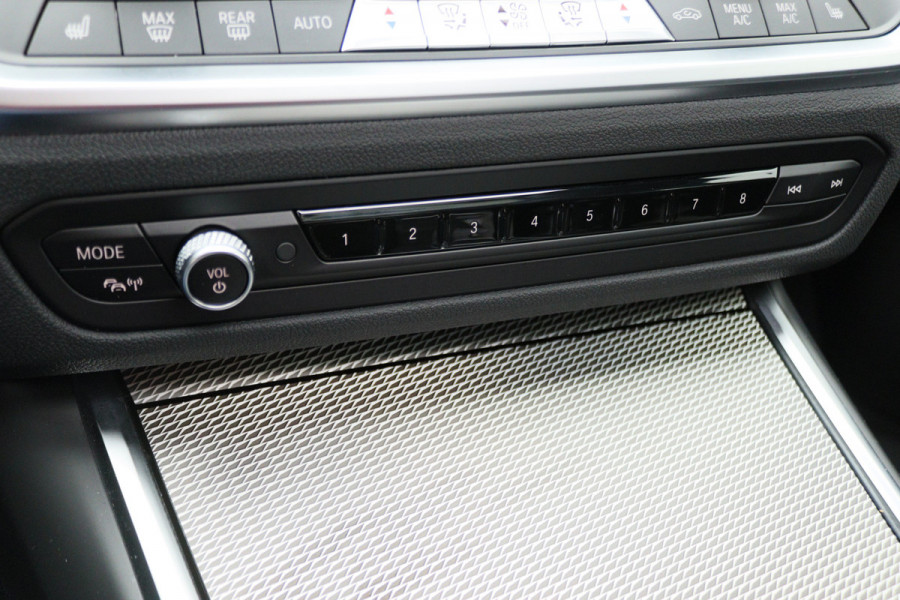 BMW 3-serie 320e Business Edition Plus M Sport Laser LED, Leer, Schuif-/kanteldak, Apple Carplay, Trekhaak elektr., 19" BMW 3-serie 320e Business Edition Plus M Sport Laser LED, Leer, Schuif-/kanteldak, Apple Carplay, Trekhaak elektr., 19"