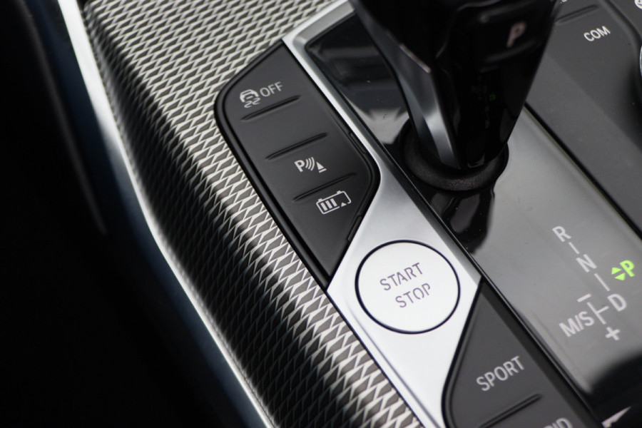 BMW 3-serie 320e Business Edition Plus M Sport Laser LED, Leer, Schuif-/kanteldak, Apple Carplay, Trekhaak elektr., 19" BMW 3-serie 320e Business Edition Plus M Sport Laser LED, Leer, Schuif-/kanteldak, Apple Carplay, Trekhaak elektr., 19"