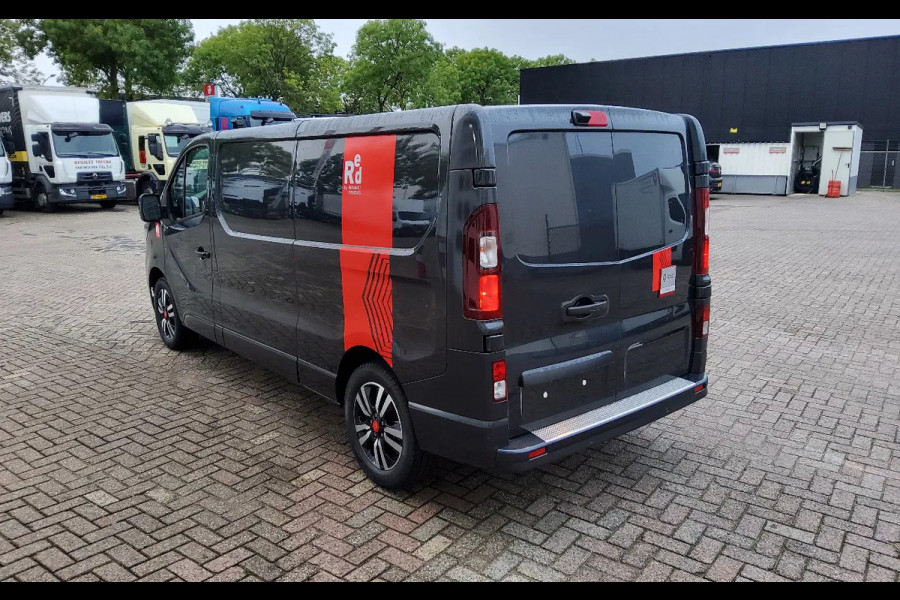 Renault Trafic 150 PK AUTOMAAT L2H1 DUBBELE CABINE - EURO 6 - GRIJS COMETE METALLIC - V-58-JPX - BPM VRIJ! Renault Trafic 150 PK AUTOMAAT L2H1 DUBBELE CABINE - EURO 6 - GRIJS COMETE METALLIC - V-58-JPX - BPM VRIJ!